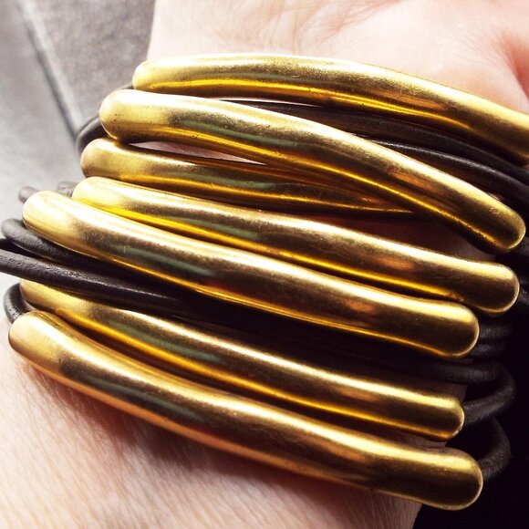 UNO DE 50 18K GOLD PLATE